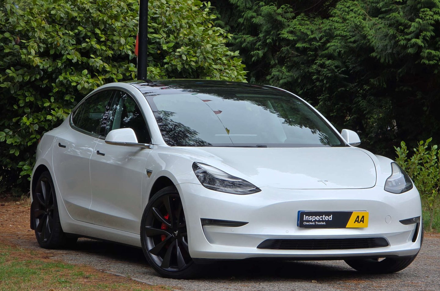 Tesla Model 3 listing photo