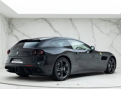 Ferrari GTC4 Lusso 7