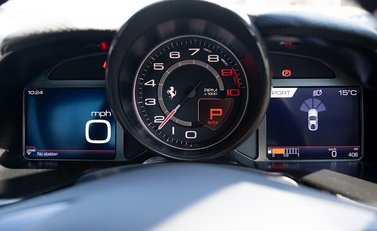 Ferrari 812 Superfast 16