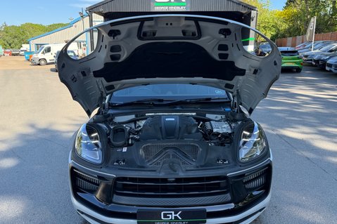 Porsche Macan GTS PDK - PAN ROOF -BOSE -360 CAMS -MEMORY PK - CRAYON 71