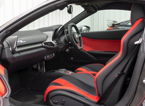 Ferrari 458 Spider 16