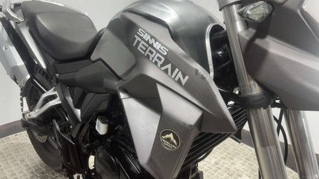 Sinnis Terrain 125 2018 ONLY 11K NEW MOT SERVICED ADVENTURE BIKE 125CC LEARNER 23