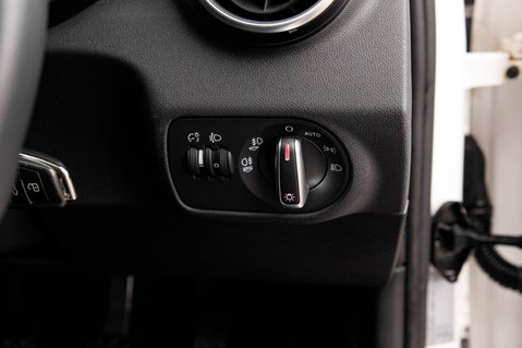 Audi A1 SPORTBACK TFSI SPORT NAV 15