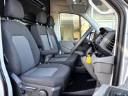 Volkswagen Crafter CR35 177 ps Tdi L2 H2 Trendline DSG Panel Van 4