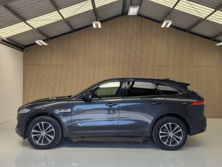 Jaguar F-Pace 2.0 F-PACE R-Sport AWD D Auto 4WD 5dr 18