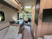 Auto-Trail V-Line 635 35 L4H2 STANDARD PV 10