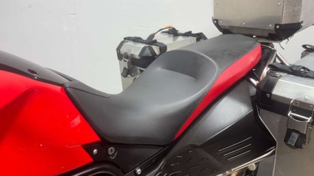 BMW F800 2014 ONLY 23K FULL ALLOY LUGGAGE NEW MOT SERVICED 800CC 34