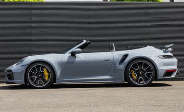 Porsche 911 Turbo S CABRIOLET (992) 3