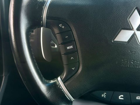 Mitsubishi Delica Roadest 53