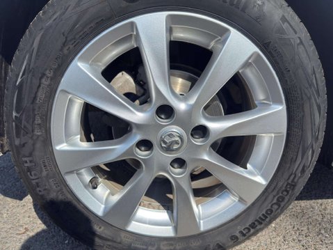 Vauxhall Corsa 1.2 Corsa Elite Nav T 5dr 38