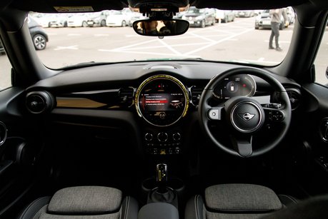 Mini Hatch COOPER S LEVEL 2