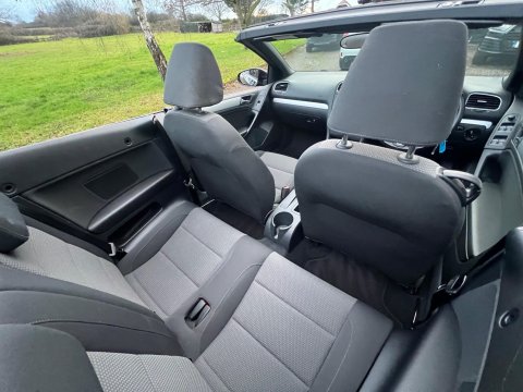 Volkswagen Golf SE TSI DSG 38