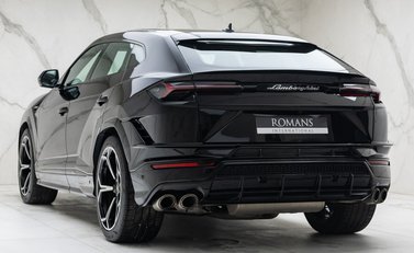 Lamborghini Urus S 10