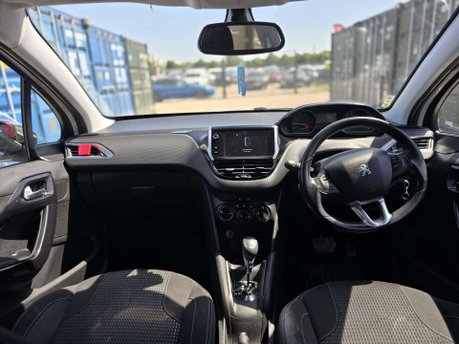 Peugeot 208 1.2 PureTech Allure Hatchback 5dr Petrol EAT Euro 6 (s/s) (110 ps) 10