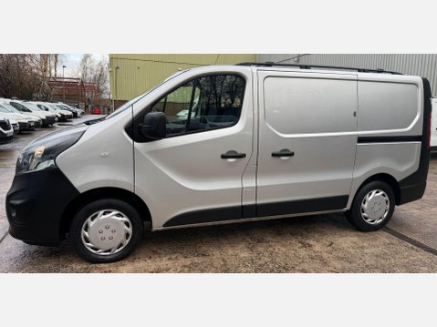 Vauxhall Vivaro 1.6 CDTi 2700 BiTurbo ecoFLEX Panel Van 5dr Diesel Manual L1 H1 Euro 6 (s/s 22