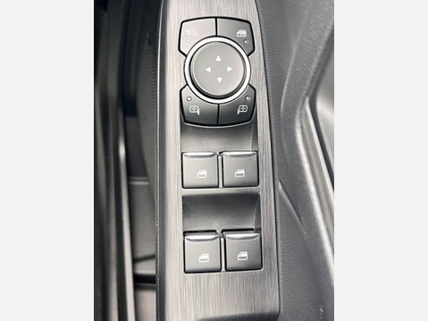 Ford Kuga 2.5h Duratec Active CVT Euro 6 (s/s) 5dr 11