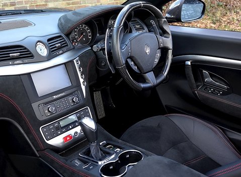 Maserati Grancabrio MC 24