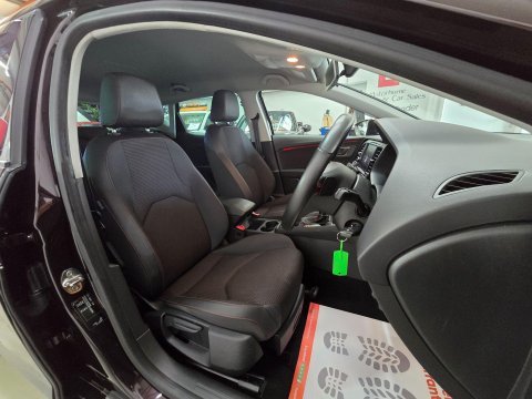 SEAT Leon 1.8 TSI FR Technology DSG Euro 6 (s/s) 5dr 33