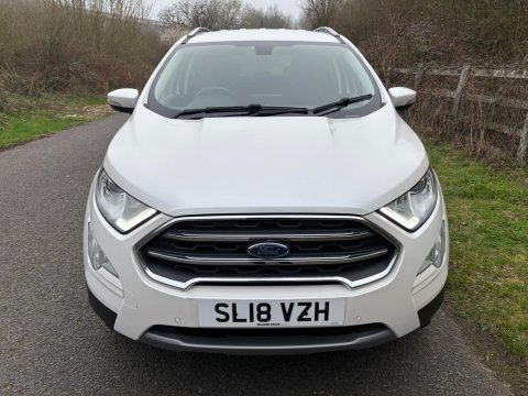 Ford Ecosport TITANIUM 9