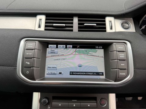 Land Rover Range Rover Evoque 2.2 Range Rover Evoque Pure Tech SD4 4WD 5dr 40