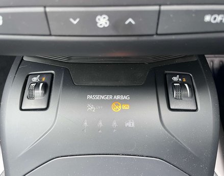 Toyota Avensis 1.8 Avensis Excel Valvematic CVT 5dr 41