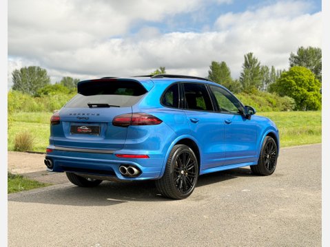 Porsche Cayenne 4.2 TD V8 S TiptronicS 4WD Euro 6 (s/s) 5dr 8