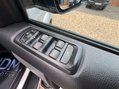 Land Rover Discovery 3.0 Discovery SE Tech SDV6 Auto 4WD 5dr 22