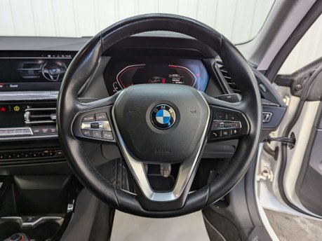 BMW 2 Series 1.5 218I Sport 4dr 76