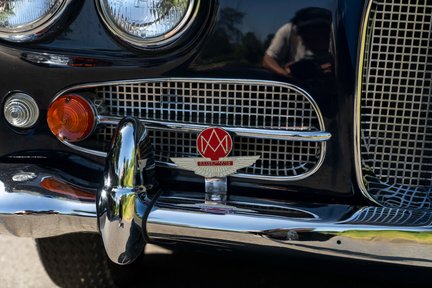 Aston Martin Lagonda Rapide Sports Saloon Manual 10