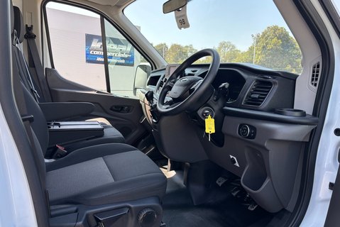 Ford Transit 350 Srw L4 130 ps Luton with Tail Lift 16