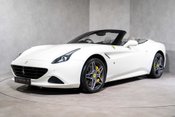 Ferrari California T. MAGNERIDE SUSPENSION. BESPOKE INTERIOR. TWO-TONE BODYWORK. CARPLAY. 3
