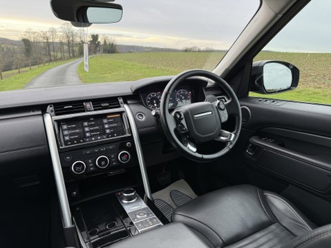 Land Rover Discovery HSE Luxury 23