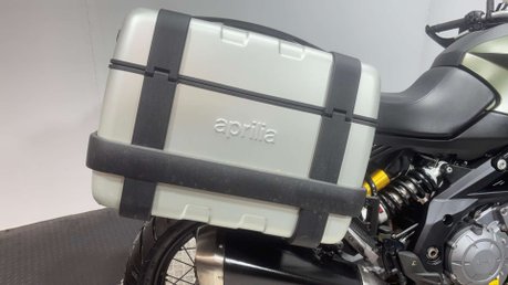 Aprilia Caponord 2017 ONLY 30K 1 OWNER FULLY KITTED ADVENTURE BIKE 1200CC VTWIN 36