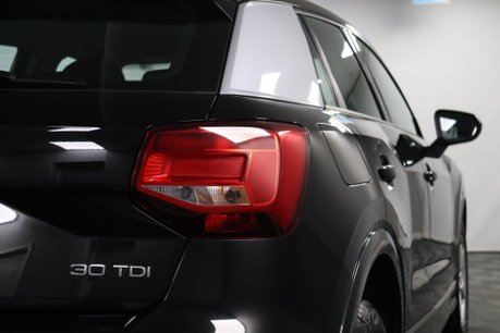 Audi Q2 TDI SPORT 23