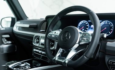 Mercedes-Benz G Class G63 AMG 8