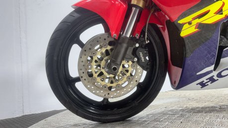 Honda RVF 2000 LATE REGISTERED GENUINE 8K CLASSIC 400CC SUPER SPORT 29