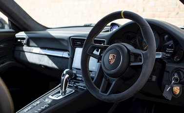 Porsche 911 (991.2) GT3 RS Weissach 11