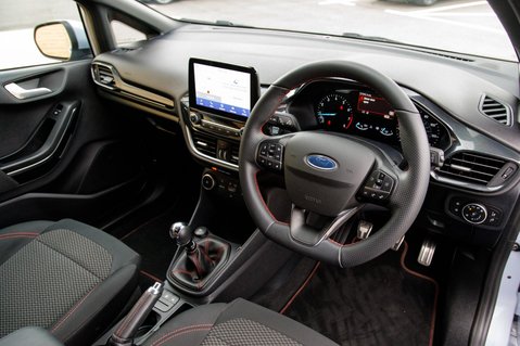 Ford Fiesta ST-LINE EDITION MHEV 4