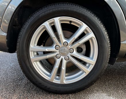 Audi Q3 2.0 Q3 S Line Edition TDI Quattro 4WD 5dr 10