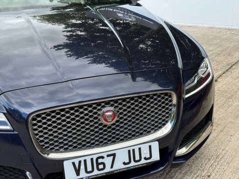 Jaguar XF 2.0 XF Portfolio D AWD Auto 4WD 5dr 5