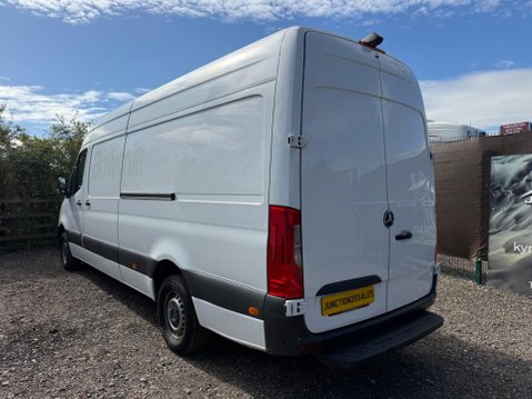 Mercedes-Benz Sprinter 2.0 315 CDI Progressive RWD L3 H2 Euro 6 (s/s) 5dr 5