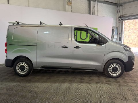 Vauxhall Vivaro Vivaro 3100 Dynamic 4