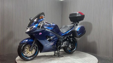 Triumph Sprint 2010 50K NEW MOT FULL LUGGAGE TOURER 1050CC COMMUTER 5