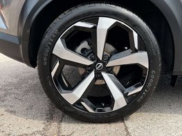 Nissan Juke 1.6 Juke Tekna HEV CVT 5dr 15