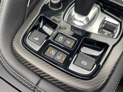Jaguar F-Type 5.0 V8 R Auto AWD Euro 6 (s/s) 2dr 38