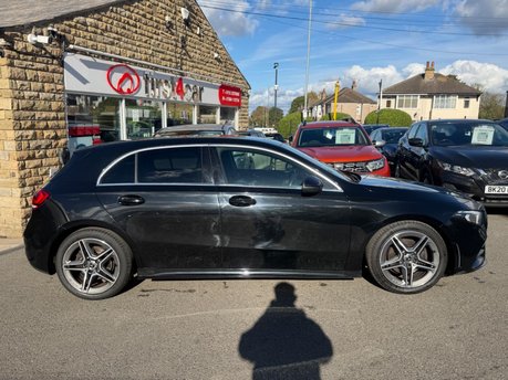 Mercedes-Benz A Class A 200 AMG LINE 9