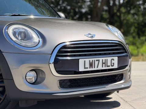 Mini Convertible 1.5 Cooper 2dr 8