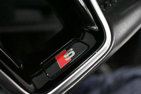 Audi A6 TDI QUATTRO S LINE BLACK EDITION MHEV 43