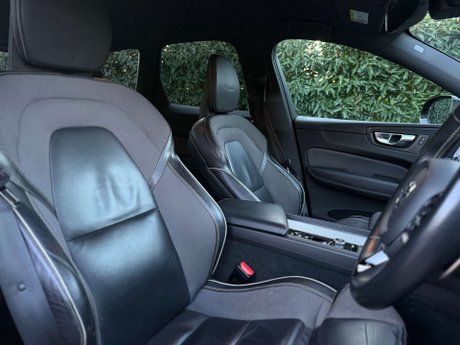 Volvo XC60 2.0 T5 R-Design Auto AWD Euro 6 (s/s) 5dr 25