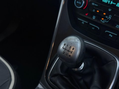 Ford Kuga 2.0 TDCi EcoBlue Vignale Euro 6 (s/s) 5dr 50